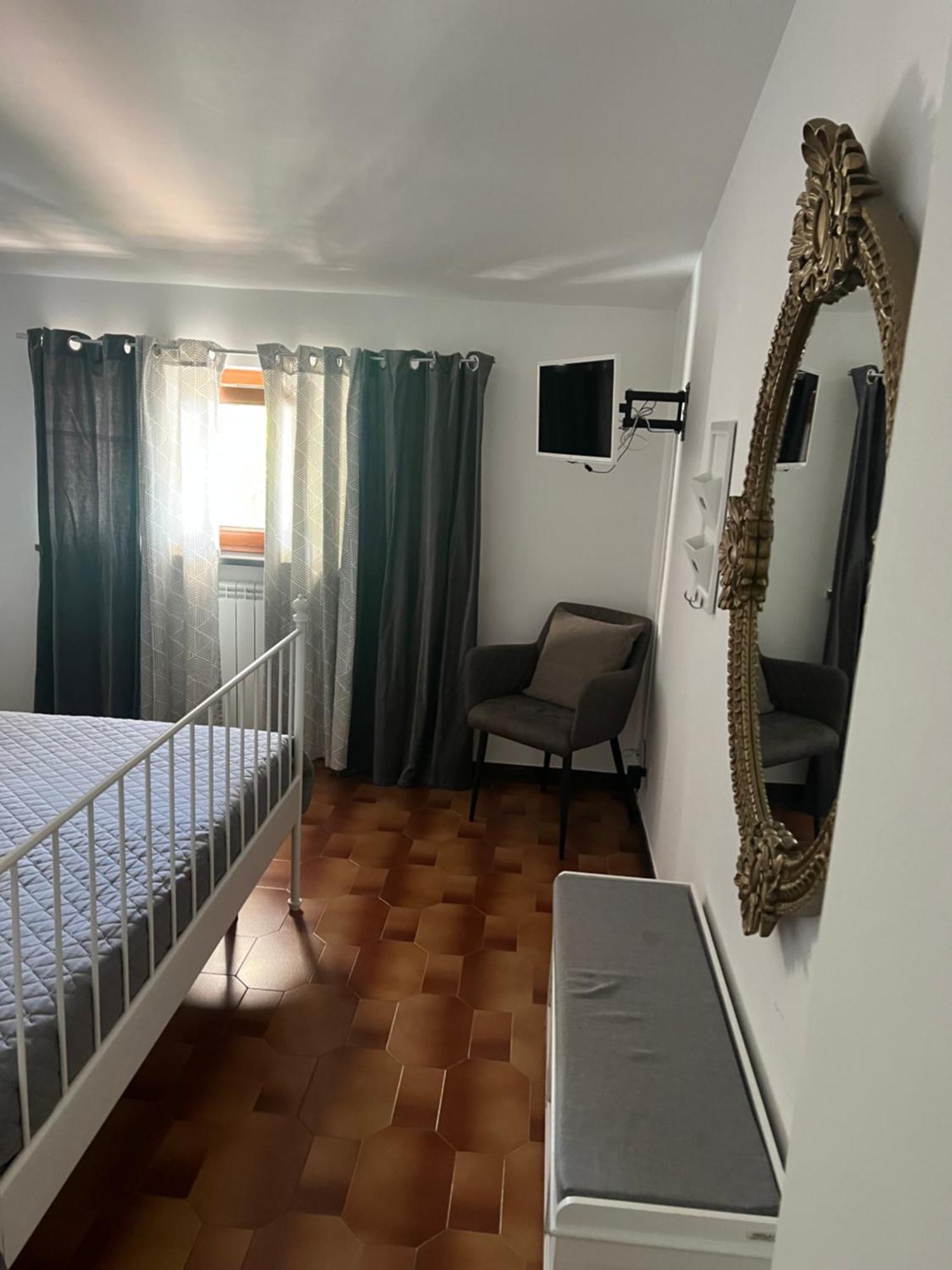 אג'רולה B&B Villa Reginella מראה חיצוני תמונה